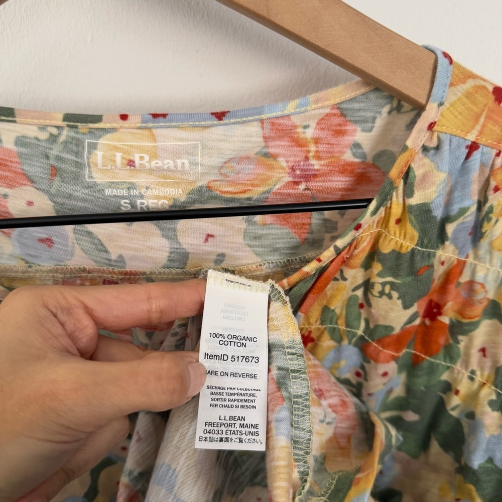 L.L. Bean Small Floral V Neck Tee Organic Cotton Spring Colorful Hippie Boho - Picture 2 of 4